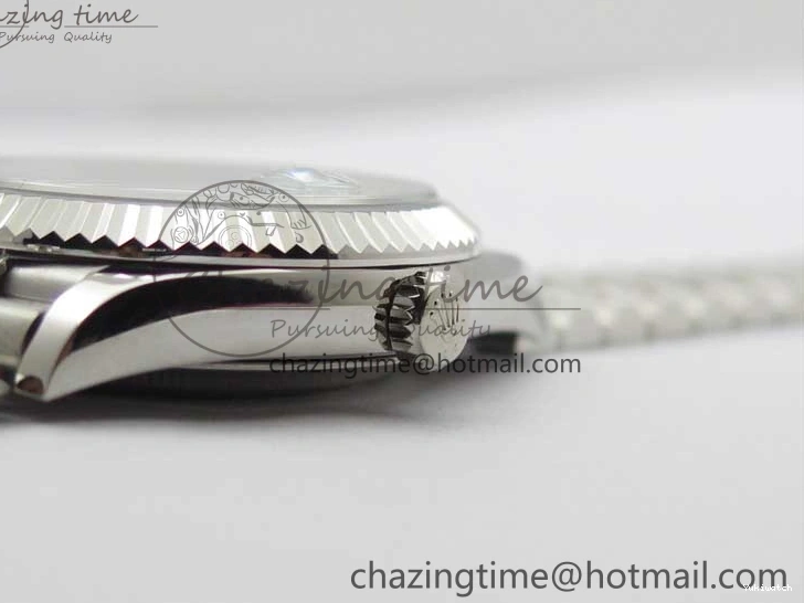 on SS SS Dial Day-Date Dial Green 904 New Markers Bracelet A2836 228239 Version BP 40mm President Stick 0313